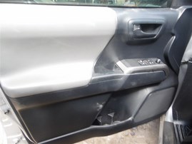 2019 Toyota Tacoma Silver Extended Cab 2.7L AT 2WD #Z22785